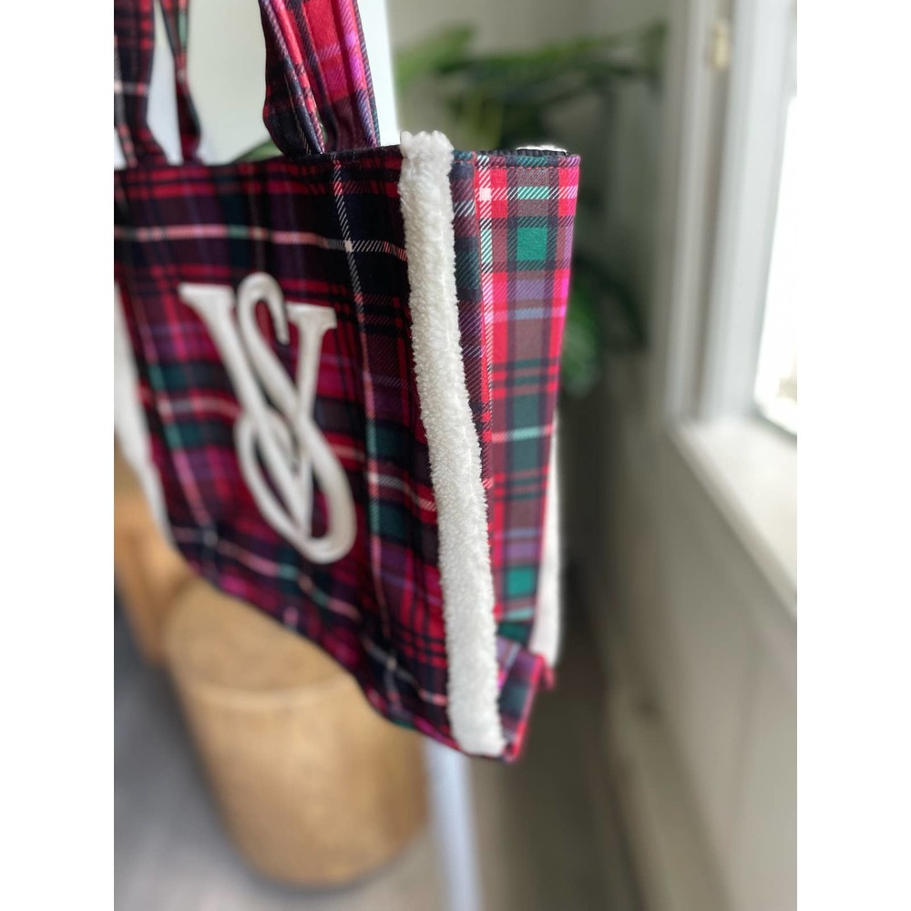 NWOT Victorias Secret Plaid Tote Bag Sherpa Trim - Picture 2 of 10